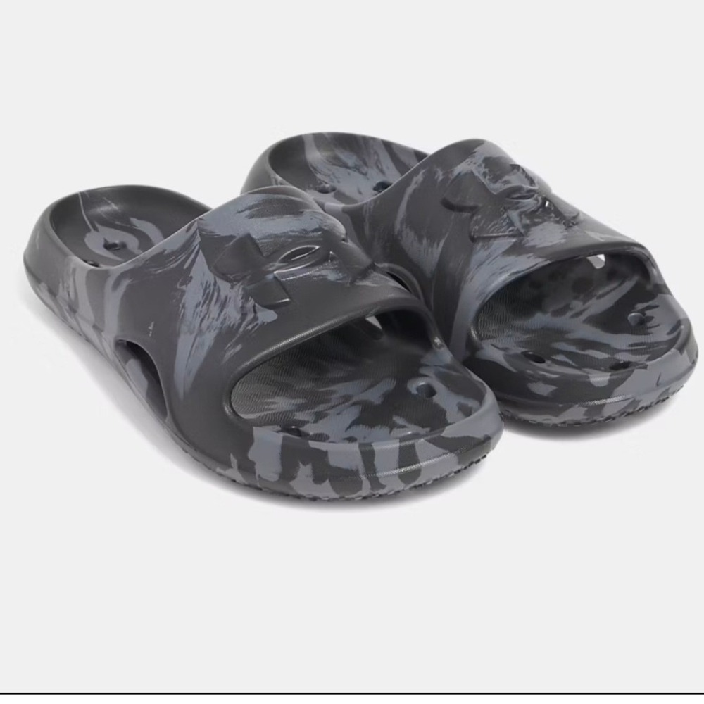 Under Armour Locker V Camo Slides Mens 8 Gray Black Quick Drying EVA Sandals NEW